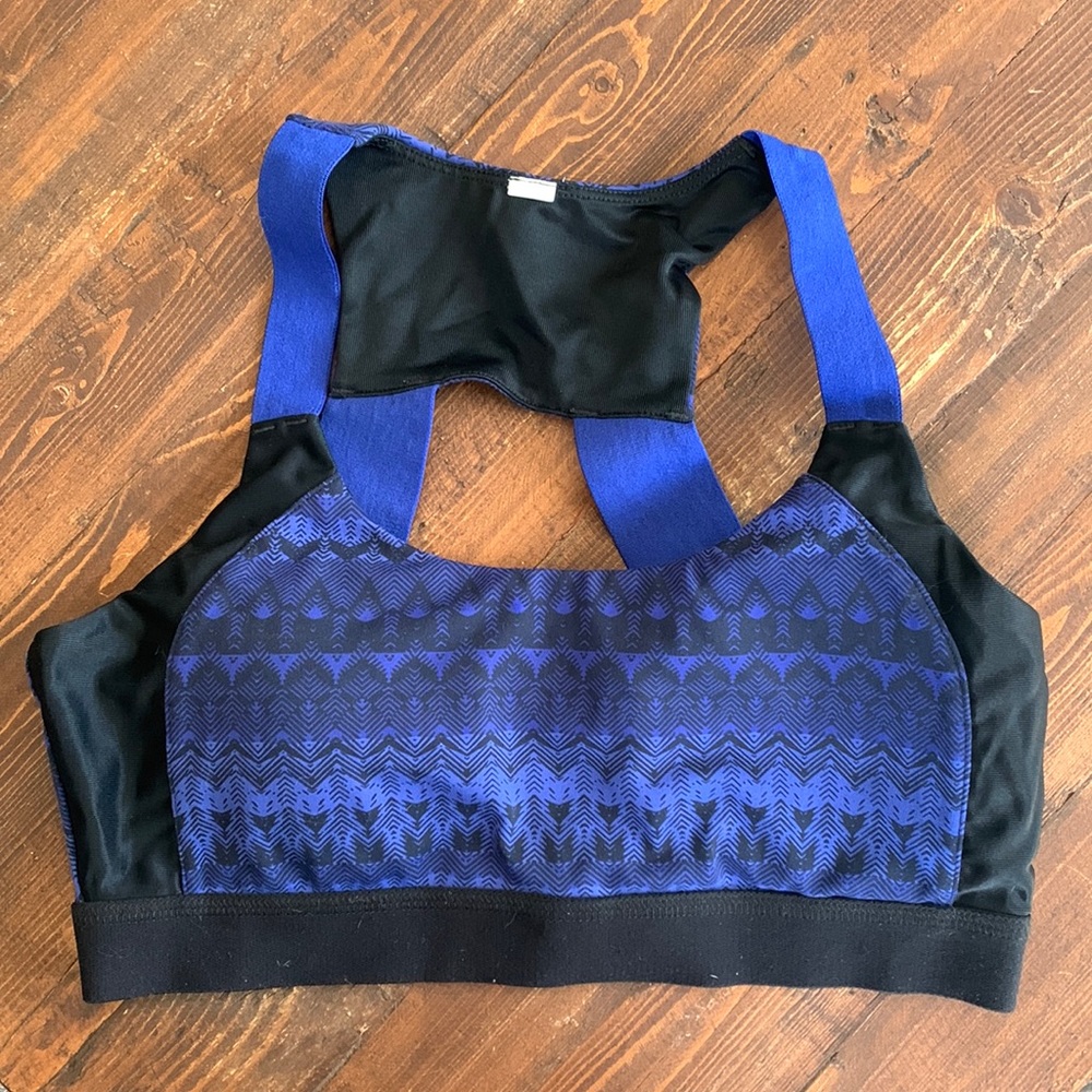 Alo Tribal Sports Bra